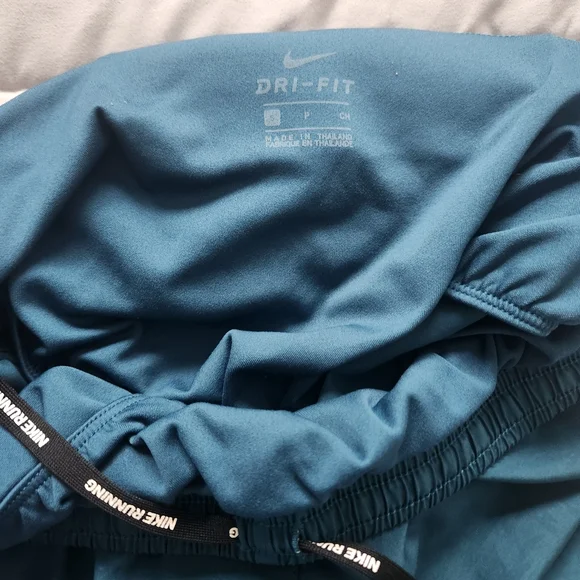 Nike Blue Athletic Shorts Lightweight Elastic Waist - Picture 3 of 3